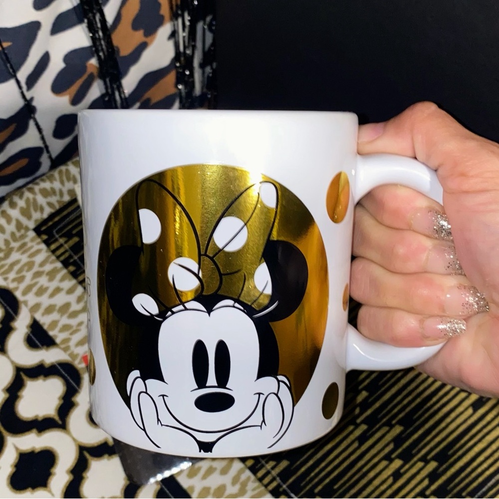 DISNEY MINNIE MOUSE LARGE MUG